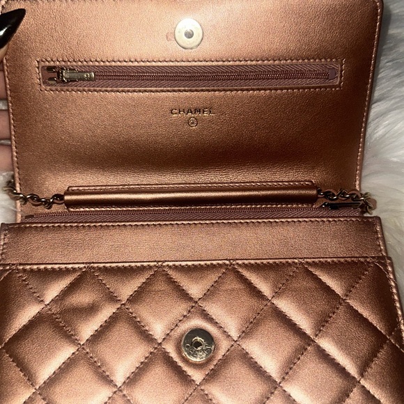 Chanel Wallet on Chain Purse in Champange Pink !! - Picture 6 of 7